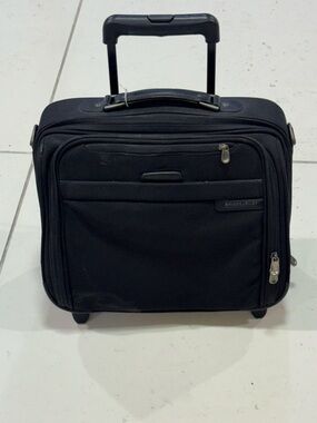 Briggs & Riley Black Rolling Briefcase with Telescoping Handle